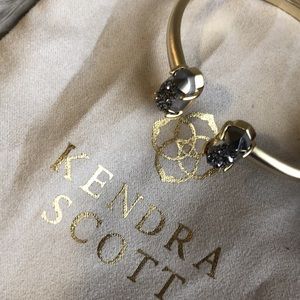 Kendra Scott bracelet